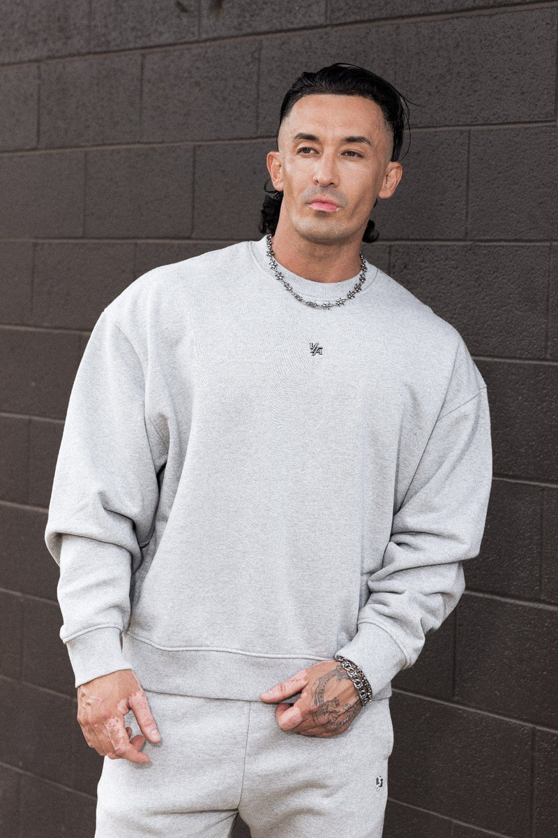 CREWNECK ESSENTIALS